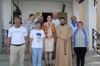 Участники автопробега «За единую Беларусь!» посетили Юровичский монастырь