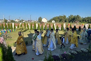 В день обретения и перенесения мощей святителя Феодосия Черниговского правящий архиерей совершил Литургию в г. Житковичи
